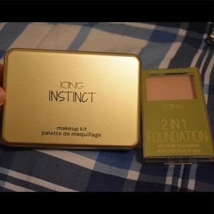 Make up & Foundation Kit (Bundle/New)